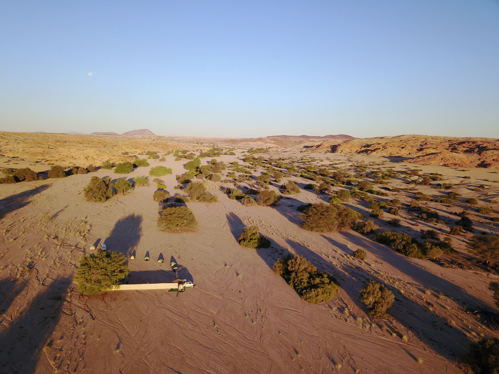 bike-trails-africa-discover-the-desert-namibia-gallery-desert-expanse